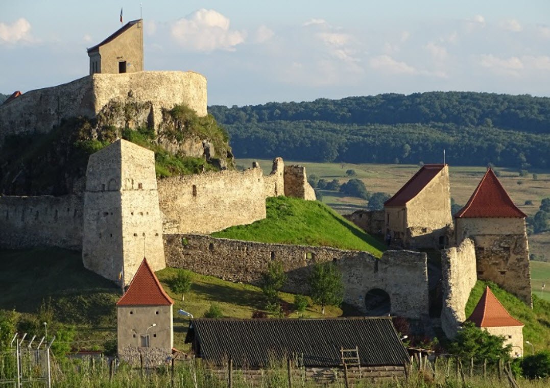 Cetatea Medievala Seini (Zynir), Romania, Romania